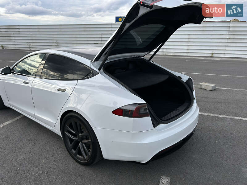 Ліфтбек Tesla Model S 2021 в Львові фото 15 Ліфтбек Tesla Model S 2021 в Львові