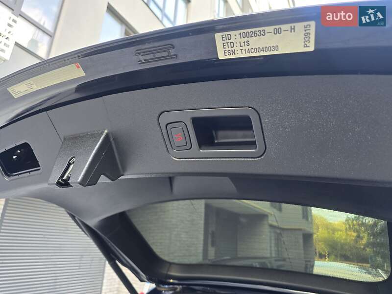 Ліфтбек Tesla Model S 2014 в Хмельницькому
