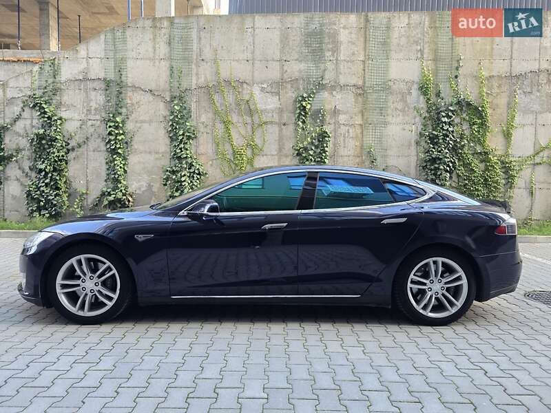 Ліфтбек Tesla Model S 2014 в Хмельницькому