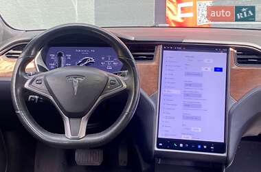Лифтбек Tesla Model S 2020 в 