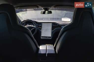 Лифтбек Tesla Model S 2015 в Ирпене