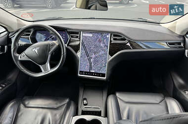 Лифтбек Tesla Model S 2018 в 