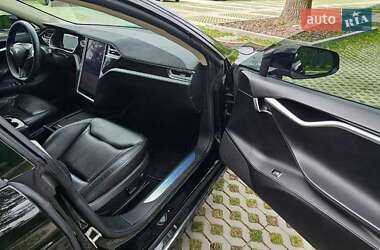 Ліфтбек Tesla Model S 2016 в 
