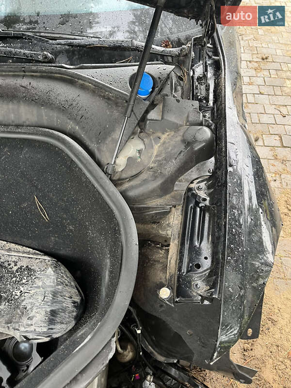 Ліфтбек Tesla Model S 2016 в Львові фото 9 Ліфтбек Tesla Model S 2016 в Львові