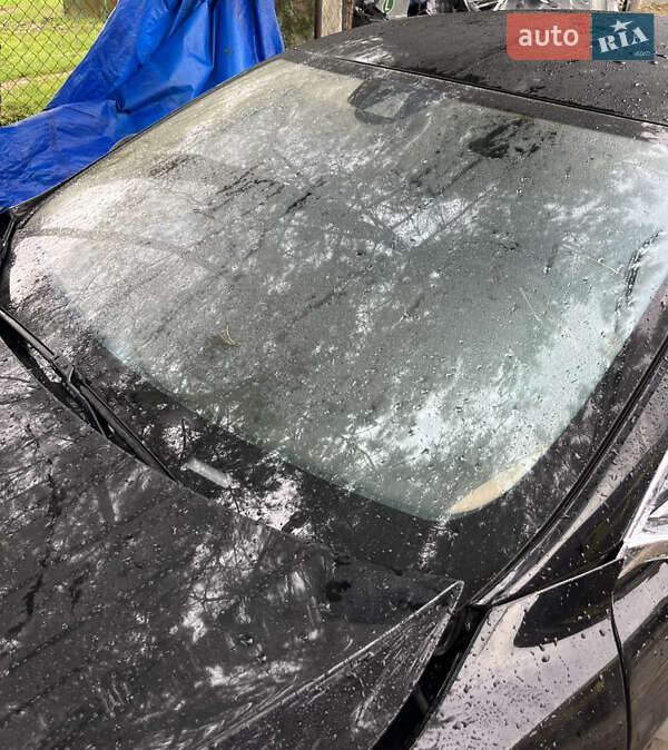 Ліфтбек Tesla Model S 2016 в Львові фото 26 Ліфтбек Tesla Model S 2016 в Львові