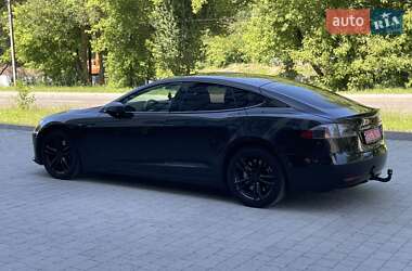 Лифтбек Tesla Model S 2018 в Луцке