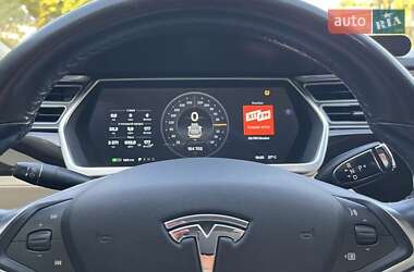 Лифтбек Tesla Model S 2014 в 