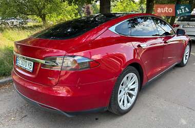 Ліфтбек Tesla Model S 2016 в 