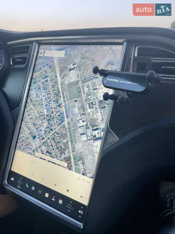 Ліфтбек Tesla Model S 2015 в Львові