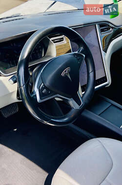 Ліфтбек Tesla Model S 2015 в 