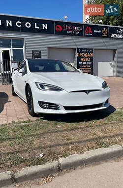 Лифтбек Tesla Model S 2018 в Кропивницком