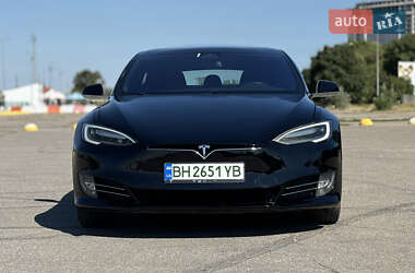 Ліфтбек Tesla Model S 2017 в 