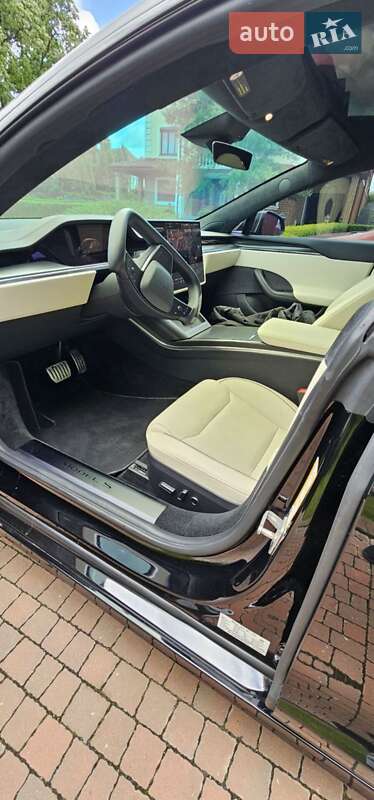 Лифтбек Tesla Model S 2021 в Киеве фото 4 Лифтбек Tesla Model S 2021 в Киеве