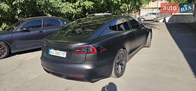 Лифтбек Tesla Model S 2021 в Киеве фото 8 Лифтбек Tesla Model S 2021 в Киеве