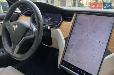 Лифтбек Tesla Model S 2020 в 