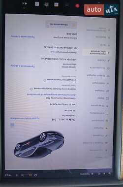 Лифтбек Tesla Model S 2020 в 