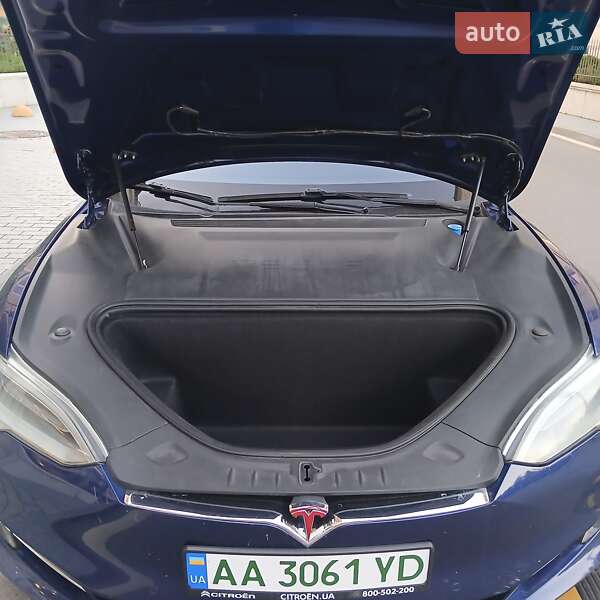 Ліфтбек Tesla Model S 2019 в Києві фото 4 Ліфтбек Tesla Model S 2019 в Києві