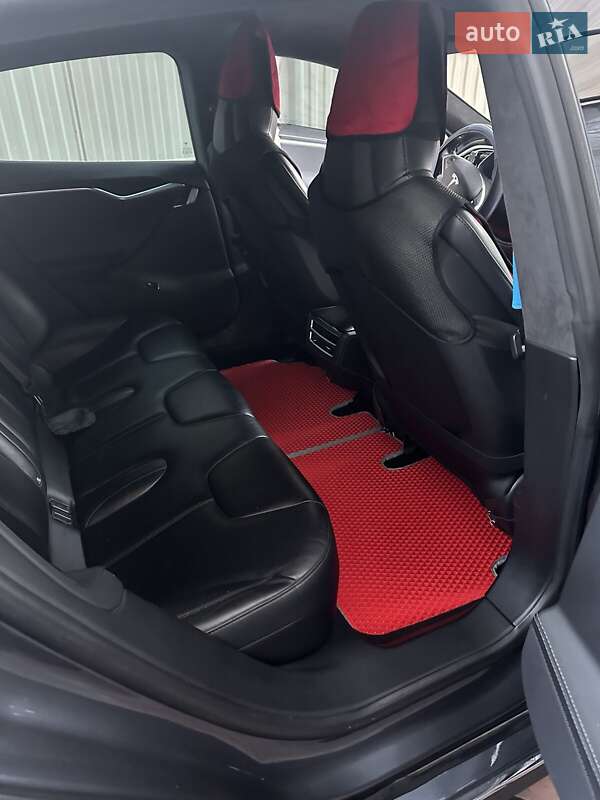 Лифтбек Tesla Model S 2014 в Хмельницком фото 5 Лифтбек Tesla Model S 2014 в Хмельницком