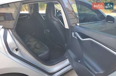 Ліфтбек Tesla Model S 2014 в 