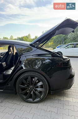 Лифтбек Tesla Model S 2013 в 