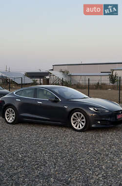 Ліфтбек Tesla Model S 2016 в 
