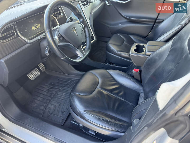 Лифтбек Tesla Model S 2015 в Одессе