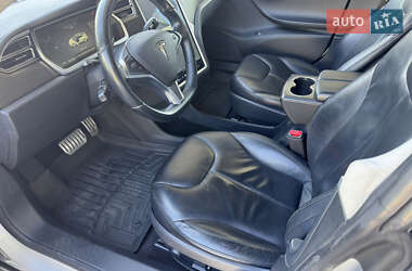 Ліфтбек Tesla Model S 2015 в 