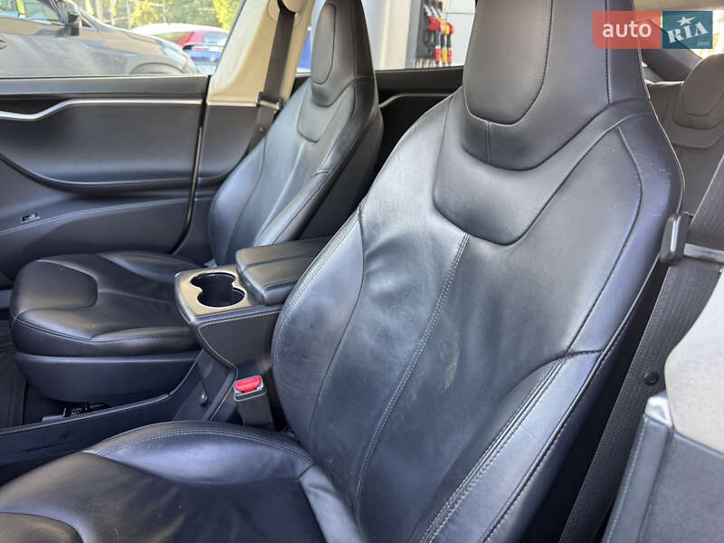 Лифтбек Tesla Model S 2015 в Одессе