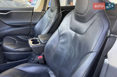 Ліфтбек Tesla Model S 2015 в 