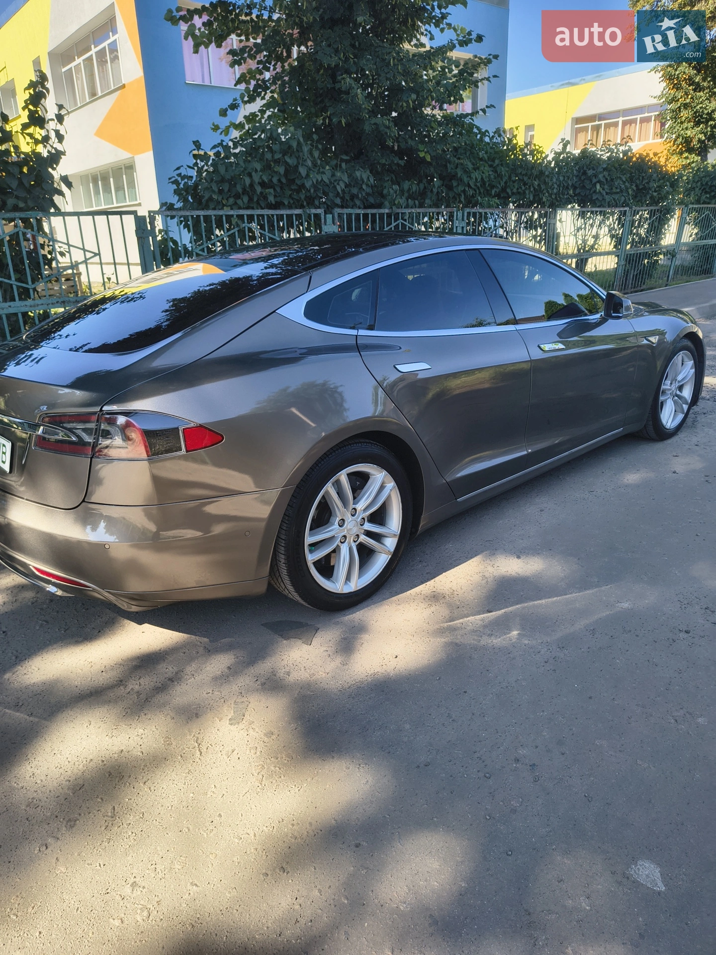 2015 Tesla Model S - мініатюра 4