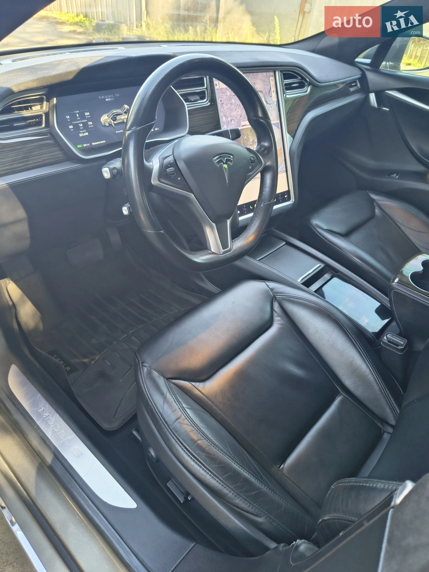 2015 Tesla Model S - мініатюра 5