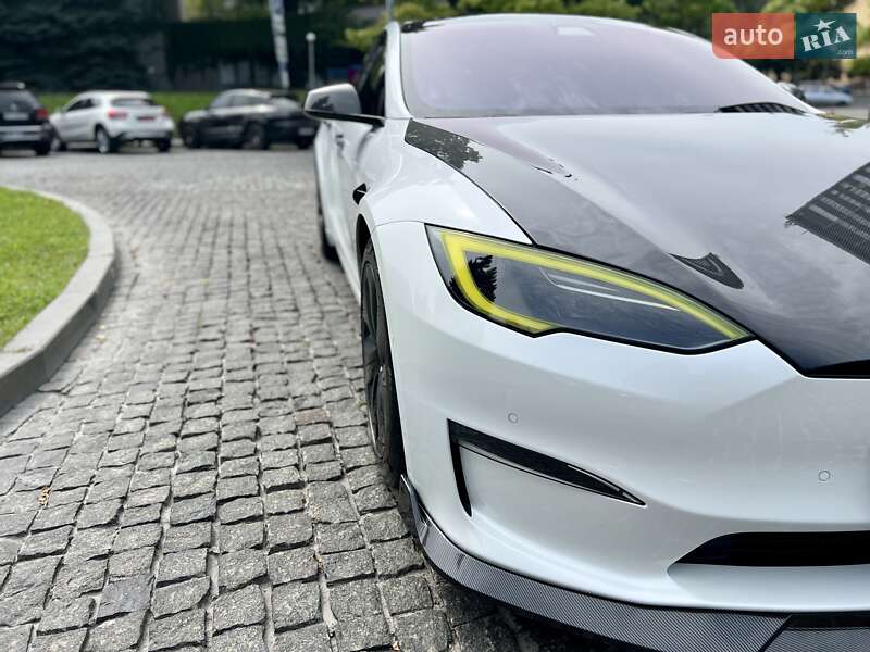 Ліфтбек Tesla Model S 2022 в Дніпрі