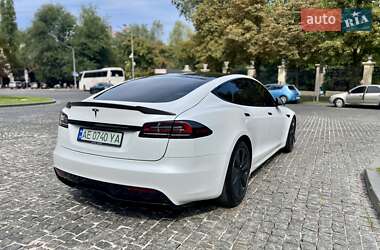 Лифтбек Tesla Model S 2022 в 
