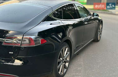 Ліфтбек Tesla Model S 2015 в 