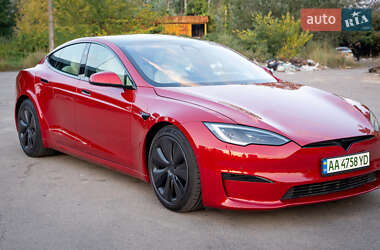 Лифтбек Tesla Model S 2022 в 
