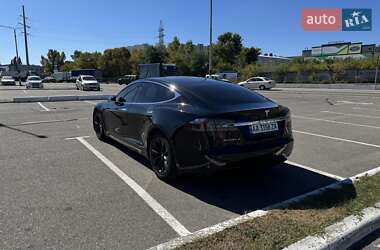 Ліфтбек Tesla Model S 2017 в 