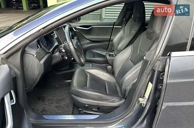 Лифтбек Tesla Model S 2016 в 