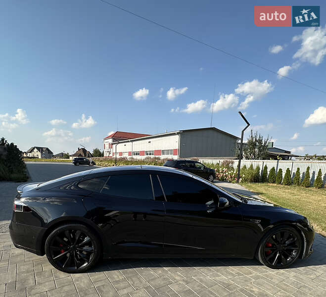 Ліфтбек Tesla Model S 2016 в Луцьку фото 14 Ліфтбек Tesla Model S 2016 в Луцьку