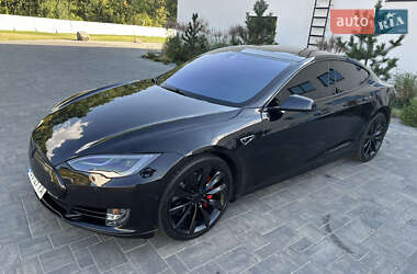 Ліфтбек Tesla Model S 2016 в 
