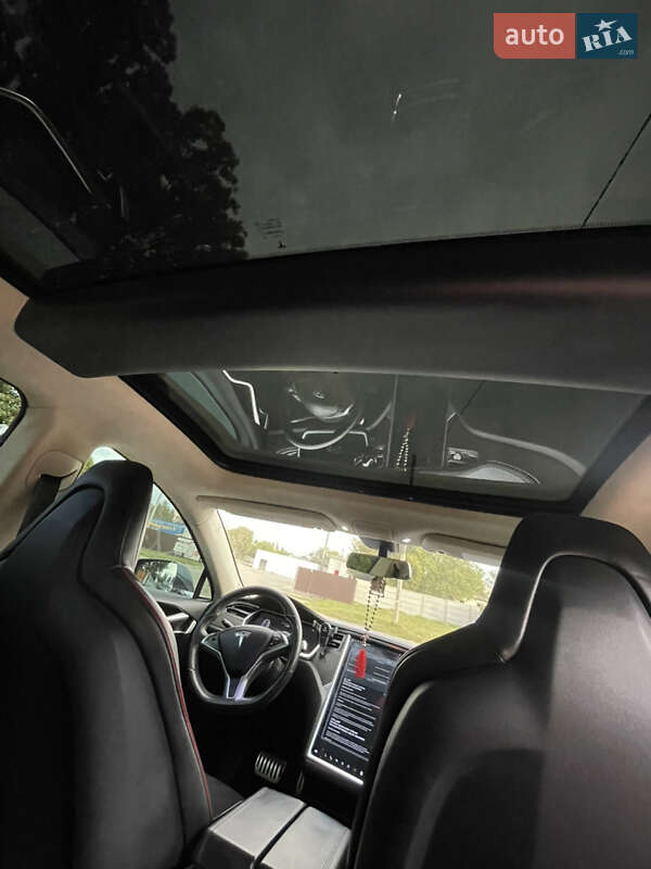 Лифтбек Tesla Model S 2013 в Кременчуге