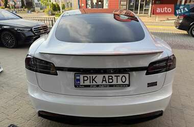 Лифтбек Tesla Model S 2024 в 