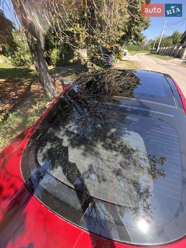 Лифтбек Tesla Model S 2018 в Тернополе