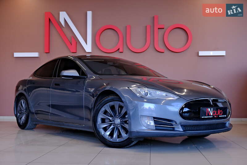 Лифтбек Tesla Model S 2013 в Одессе фото 8 Лифтбек Tesla Model S 2013 в Одессе