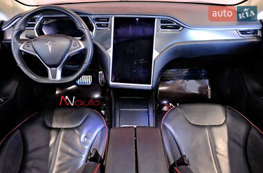 Ліфтбек Tesla Model S 2013 в 
