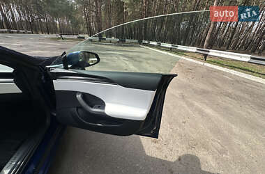 Лифтбек Tesla Model S 2022 в 