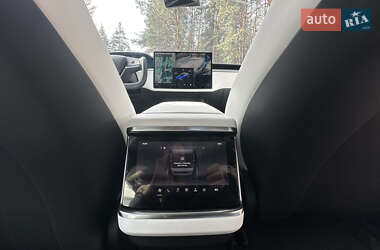 Лифтбек Tesla Model S 2022 в 