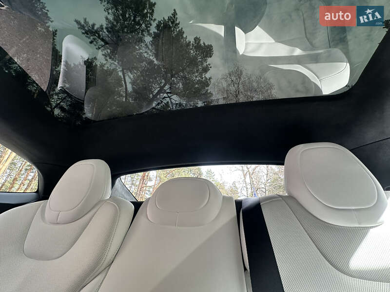 Лифтбек Tesla Model S 2022 в Ланне фото 22 Лифтбек Tesla Model S 2022 в Ланне