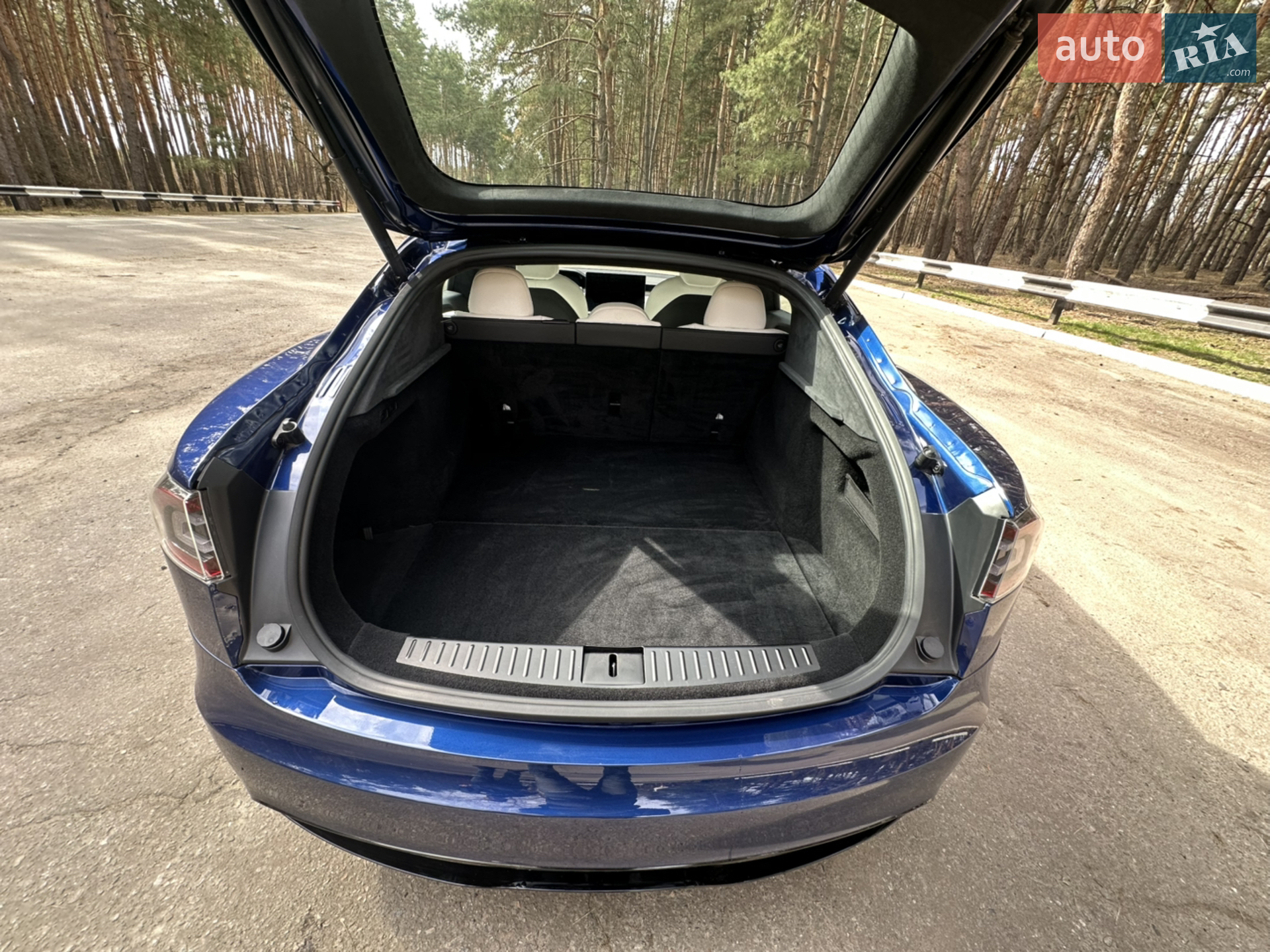 2022 Tesla Model S - мініатюра 26
