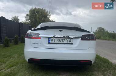Ліфтбек Tesla Model S 2016 в 
