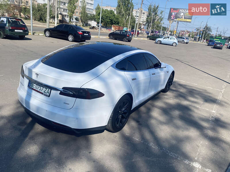 Ліфтбек Tesla Model S 2016 в Миколаєві фото 4 Ліфтбек Tesla Model S 2016 в Миколаєві